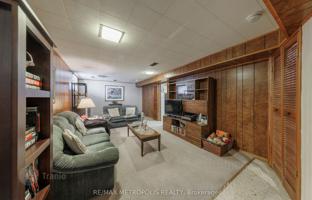 8-bedroom house in Scarborough for C$1,293,000