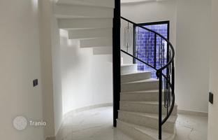 3-bedroom villa 280 m² in Kargicak for 25,654,000 TRY