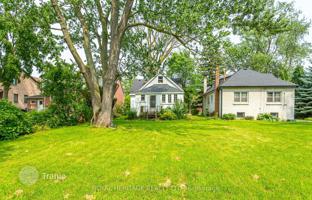 7-bedroom house in Etobicoke for C$1,420,000