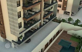 4-bedroom penthouse 190 m² in Germasogeia for 1,100,000 €