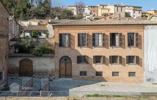 Historic mansion in need of renovation with courtyards, Santarcangelo di Romagna, Italy for 990,000 €