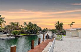 Townhome – North Miami, Florida, USA for $4,200,000