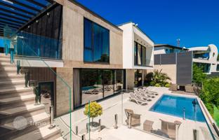 4-bedroom apartment in new building 250 m² in Sarpi for $355,000
