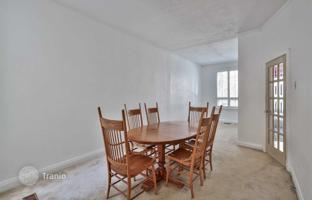 8-bedroom townhouse in Old Toronto for 999,000 €