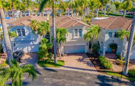 Townhome – Aventura, Florida, USA for $1,700,000
