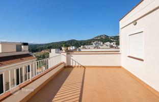6-bedroom house 214 m² in Lloret de Mar for 425,000 €
