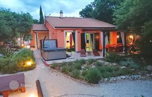 2-bedroom house 120 m² in Primorje-Gorski Kotar County for 510,000 €