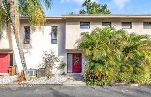 2-bedroom house 124 m² in Deerfield Beach for $359,000