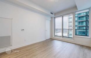 5-bedroom apartment in Lake Shore Boulevard West for C$1,184,000