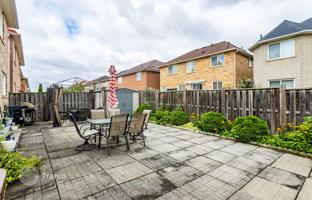 9-bedroom house in Scarborough for C$1,999,000