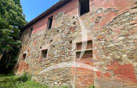 Bucine (Arezzo) — Tuscany — Rural/Farmhouse for sale for 900,000 €