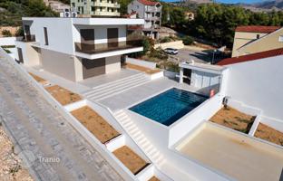 4-bedroom house 191 m² in Sibenik-Knin for 1,600,000 €