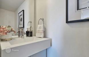 6-bedroom apartment in Dan Leckie Way for C$1,138,000