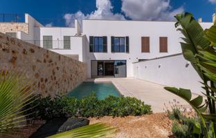3-bedroom villa 193 m² in Ses Salines for 1,295,000 €