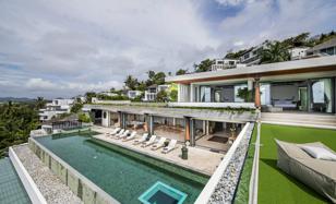 11-bedroom villa 1,300 m² in Surin Beach for $10,400,000