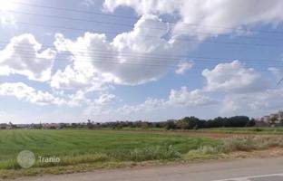 Land plot 1,800 m² in Emba for 450,000 €