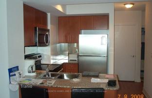3-bedroom apartment in Scollard Street for C$674,000
