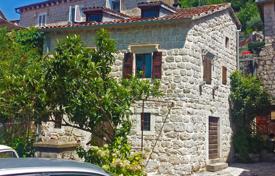 Villa – Perast, Kotor, Montenegro for 420,000 €