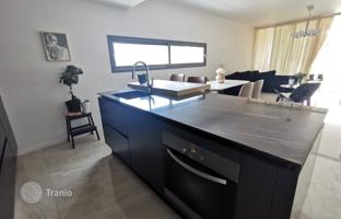 3-bedroom apartment 145 m² in Aglantzia for 420,000 €
