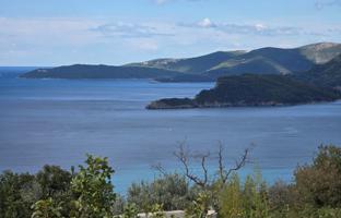 Land plot 697 m² in Blizikuće for 160,000 €