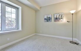 Apartment – Etobicoke, Toronto, Ontario,  Canada for C$1,305,000