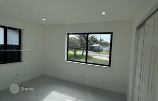 3-bedroom house 163 m² in Pembroke Pines for $600,000