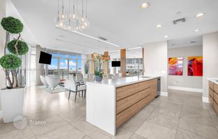 3-bedroom apartments in condo 200 m² in Miami Beach for $2,900,000