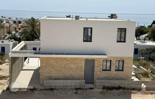 4-bedroom cottage 309 m² in Chloraka for 1,100,000 €