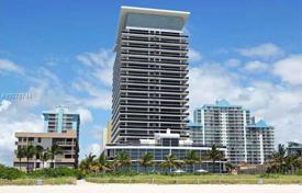 Two-bedroom apartment on the verge of a sandy beach, Miami Beach, Florida, USA for $839,000