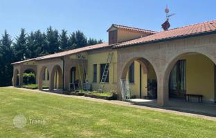 10-bedroom villa 703 m² in Monteverdi Marittimo for 1,150,000 €