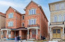 Terraced house – Scarborough, Toronto, Ontario,  Canada for C$1,505,000