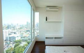 4 bed Condo in Ivy Thonglor Khlong Tan Nuea Sub District for 3,040 € per week