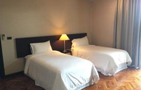 2-bedroom apartments in condo in Watthana for $2,940 per week
