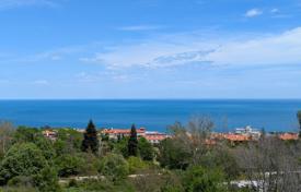 Large studio in the attic, in a cozy complex, 500 m from the beach for 50,000 €