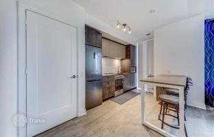 4-bedroom apartment in Etobicoke for C$935,000
