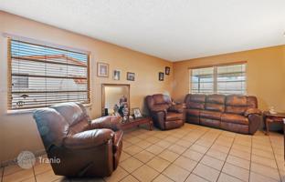 3-bedroom house 131 m² in Miami for $550,000