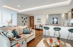 Furnished two-bedroom apartment with beautiful views in a residence with gardens, Paddington, London, UK for £1,280,000