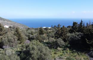 Land plot 4,830 m² in Chania for 425,000 €