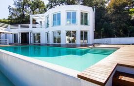 Modern Style Villa in Marbella East for 1,200,000 €