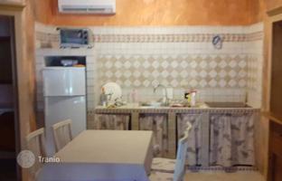 6-bedroom villa 240 m² in Roccastrada for 750,000 €