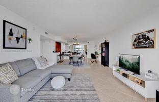 1-bedroom apartments in condo 88 m² in Miami Beach for $409,000