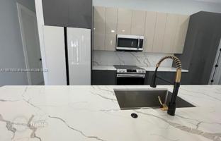 4-bedroom house 227 m² in Cape Coral for $589,000