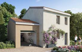 Townhome – Pertuis, Provence - Alpes - Cote d'Azur, France for From 355,000 €