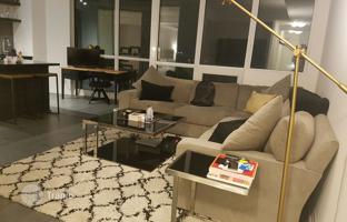 5-bedroom apartment in Etobicoke for C$896,000