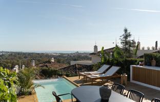 3-bedroom apartment 123 m² in Nueva Andalucia for 1,595,000 €