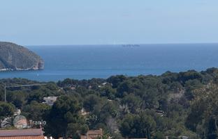 Land plot 855 m² in Moraira for 425,000 €