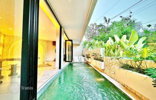 4-bedroom villa 368 m² in Ungasan for $500,000