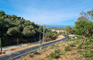 Land plot 850 m² in Begur for 275,000 €