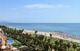 Two-bedroom apartment near the beach in Oropesa del Mar, Valencia, Spain for 192,000 €