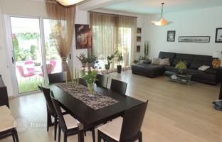 5-bedroom villa 276 m² in Germasogeia for 1,800,000 €